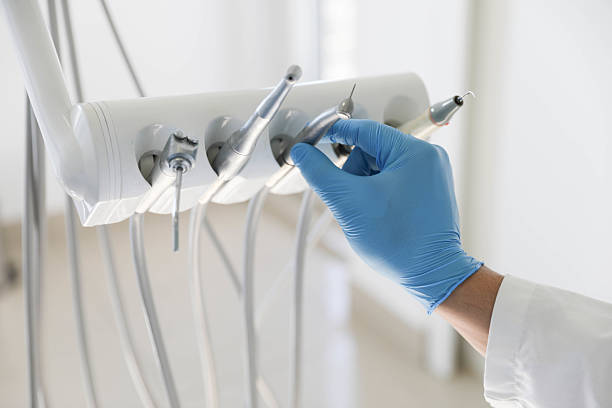 Professional Emergency Dentist technician working in Greenback, TN